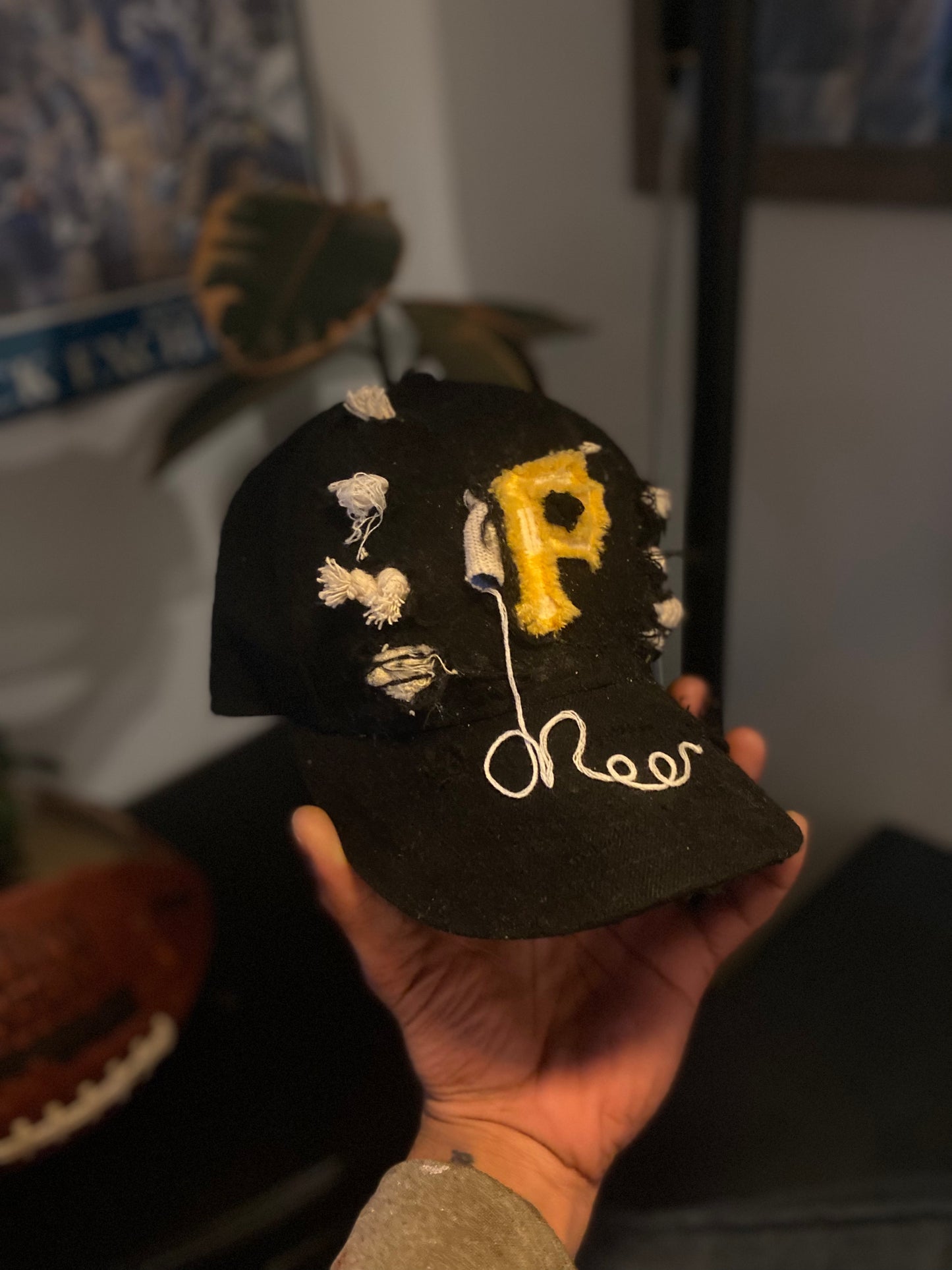 Pittsburgh Pirates Sz. 7&1/8 Patch n Meer